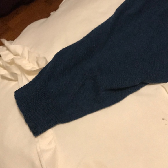 Size M navy blue crop top by Derek Heart - Picture 3 of 4